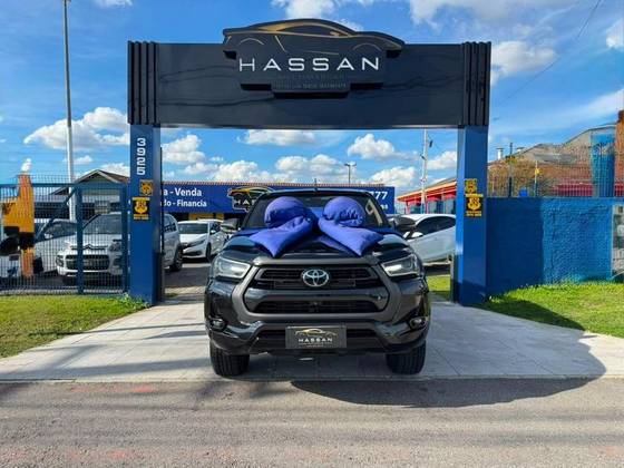 TOYOTA HILUX 2.8 D-4D TURBO DIESEL CD SRX 4X4 AUTOMÁTICO